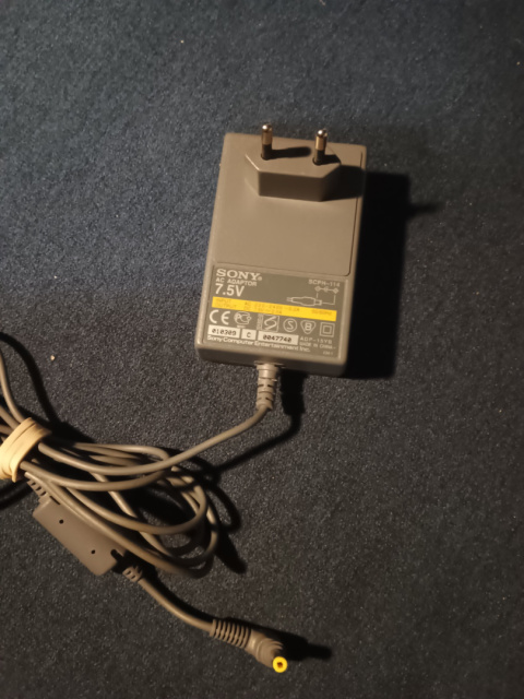 PSone Play Station 1 SCPH-102 zestaw, oryginalny karton PSone Play Station 1 SCPH-102 zestaw, oryginalny karton